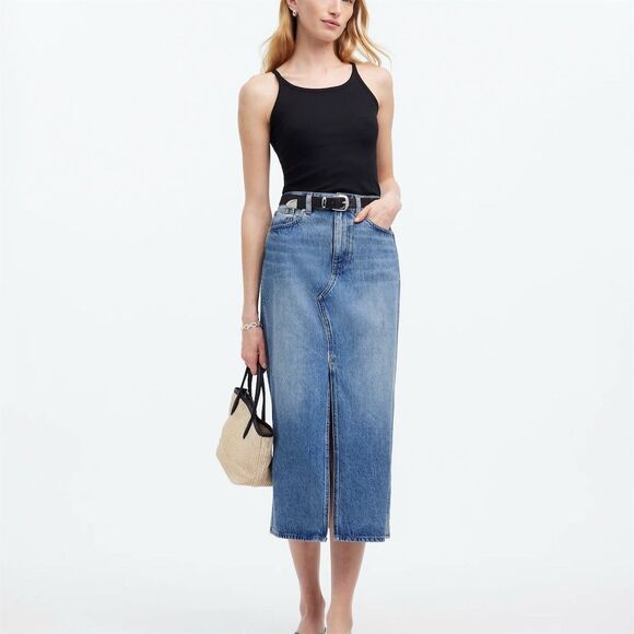 Madewell Dresses & Skirts - NWT Madewell Women's Rilee Midi Denim Skirt Front Slit Size 28